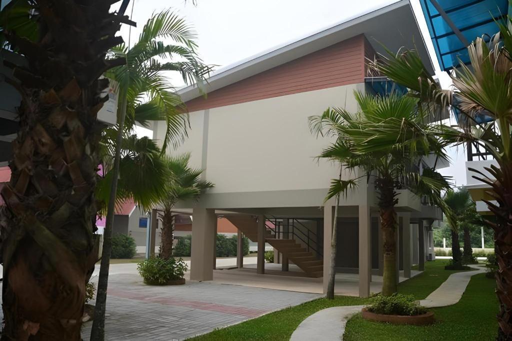 Satun Boutique Resort Esterno foto